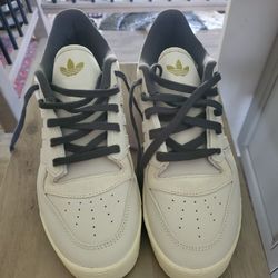 Adidas 11M Sneakers NEW In Box