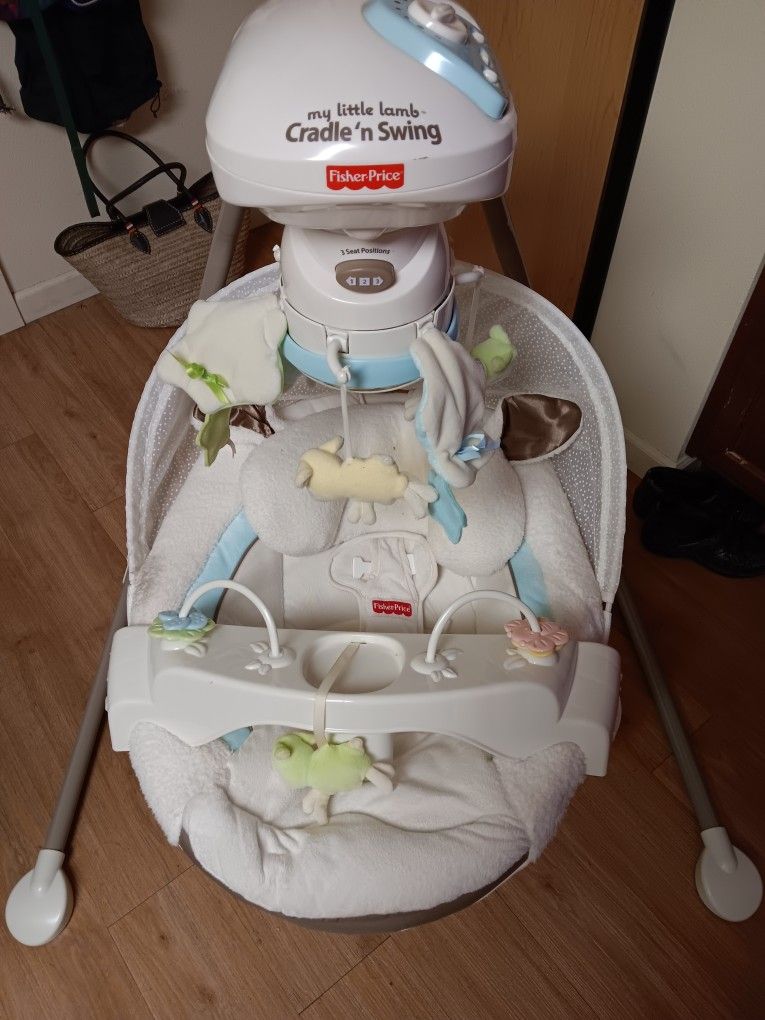 Fisher Price Electric Baby Swing