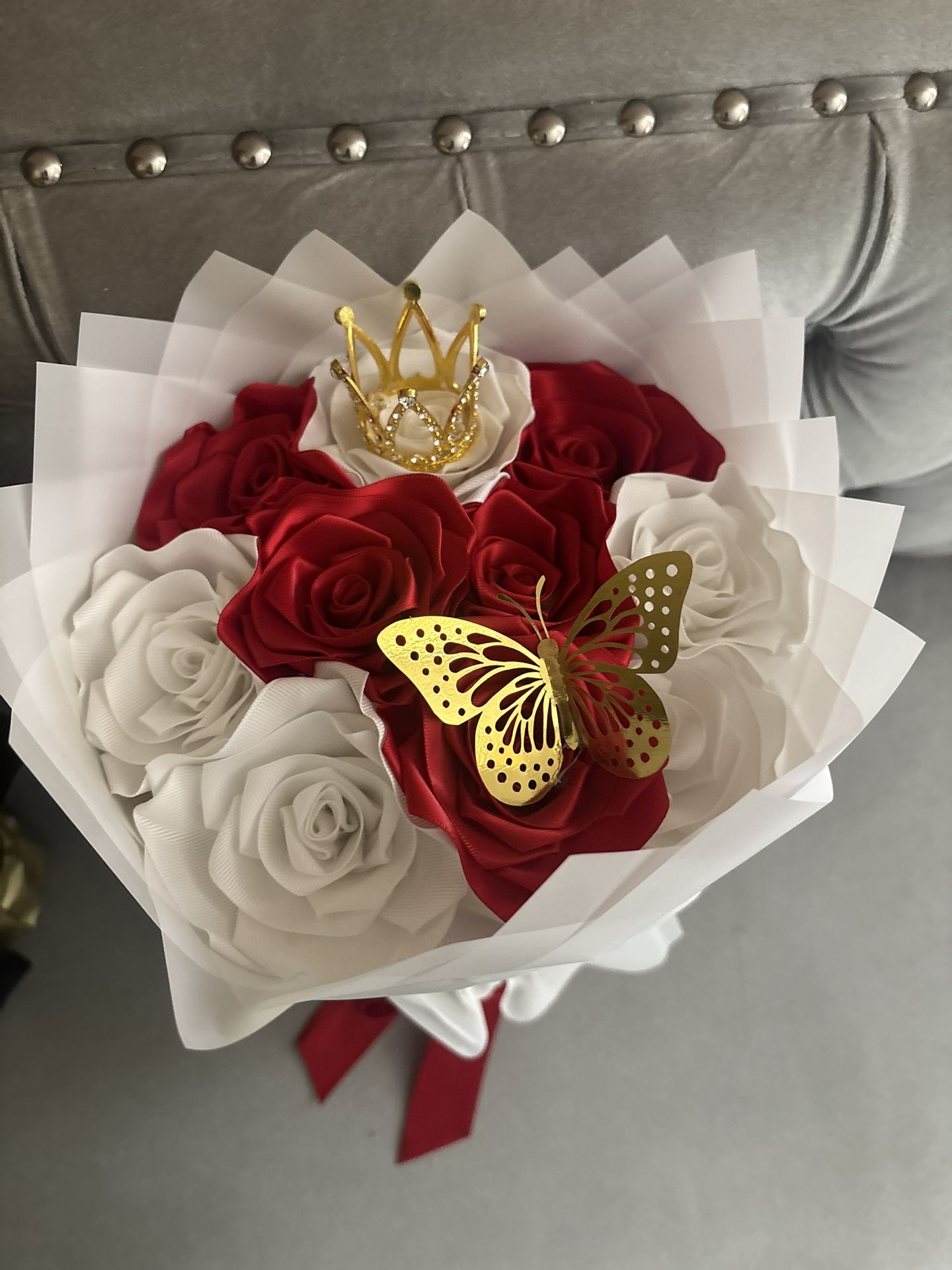 red white 10 count bouquet