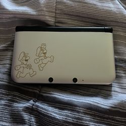 Limited Edition Silver Luigi 3DS XL