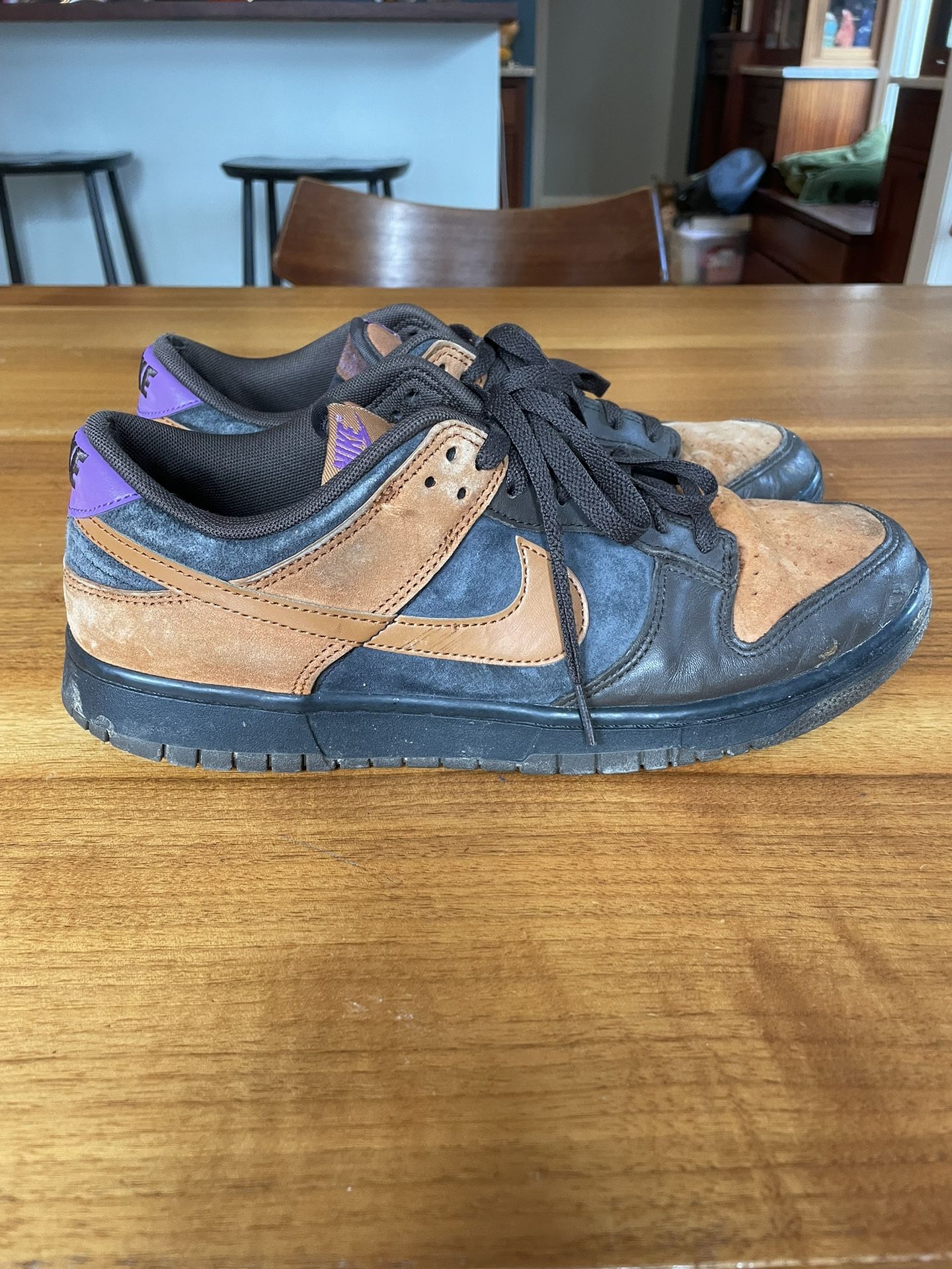 size 10.5 men’s cider/dark chocolate/wild low dunks