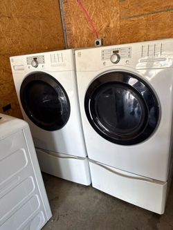 ery nice kenmore washer and dryer set everything work good only $550 boht