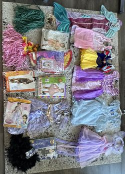 Little Girls And Women’s Costumes
