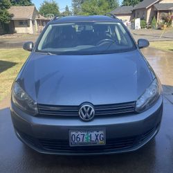 2012 Volkswagen Jetta sports wagon 