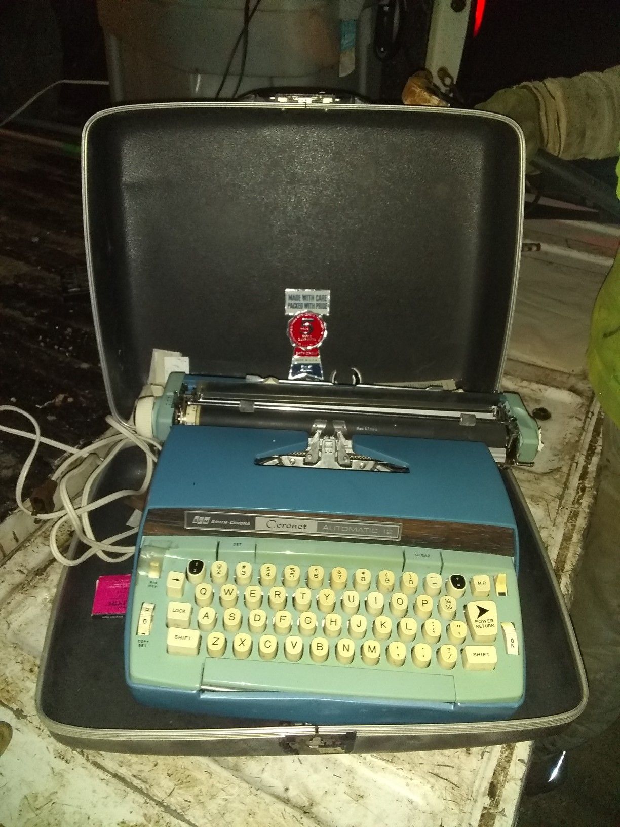 Smith Corona Typewriter Coronet Automatic 12 Made