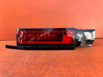 2023 2024 RANGE ROVER SPORT RIGHT PASSENGER INNER TAIL LIGHT OEM N9X2-13A421-BH
