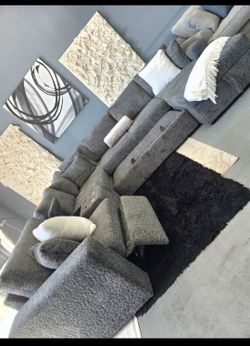 ✨️Reclining Sectionals Sofas ✨️ Furniture Sectionals, Bedrooms, Dining Avail