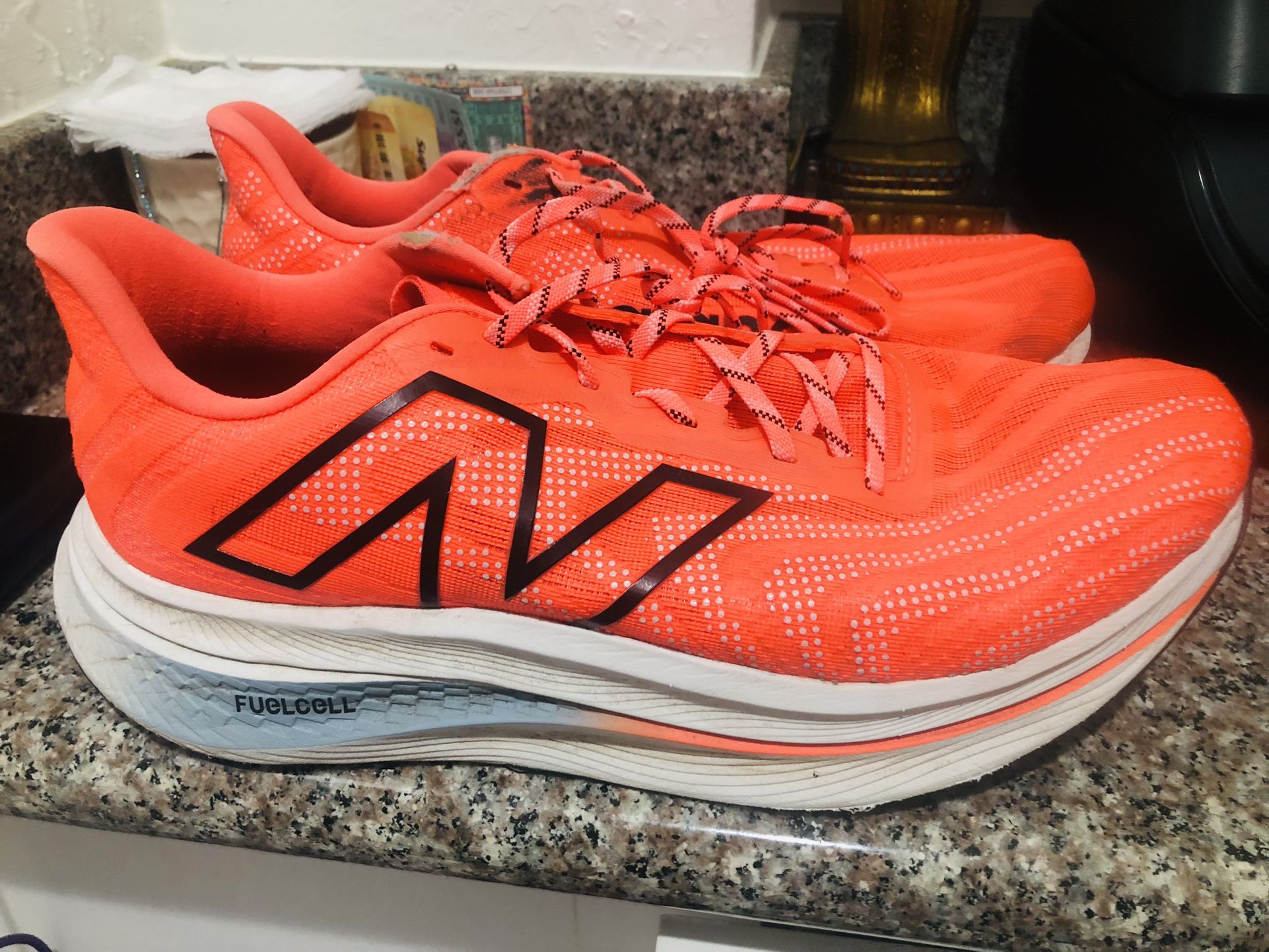 Men’s Tennis Shoes Size 13