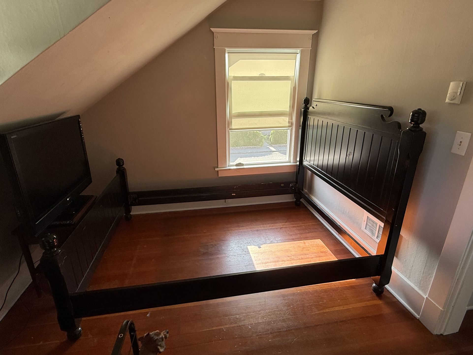 Queen bed frame With Nightstands