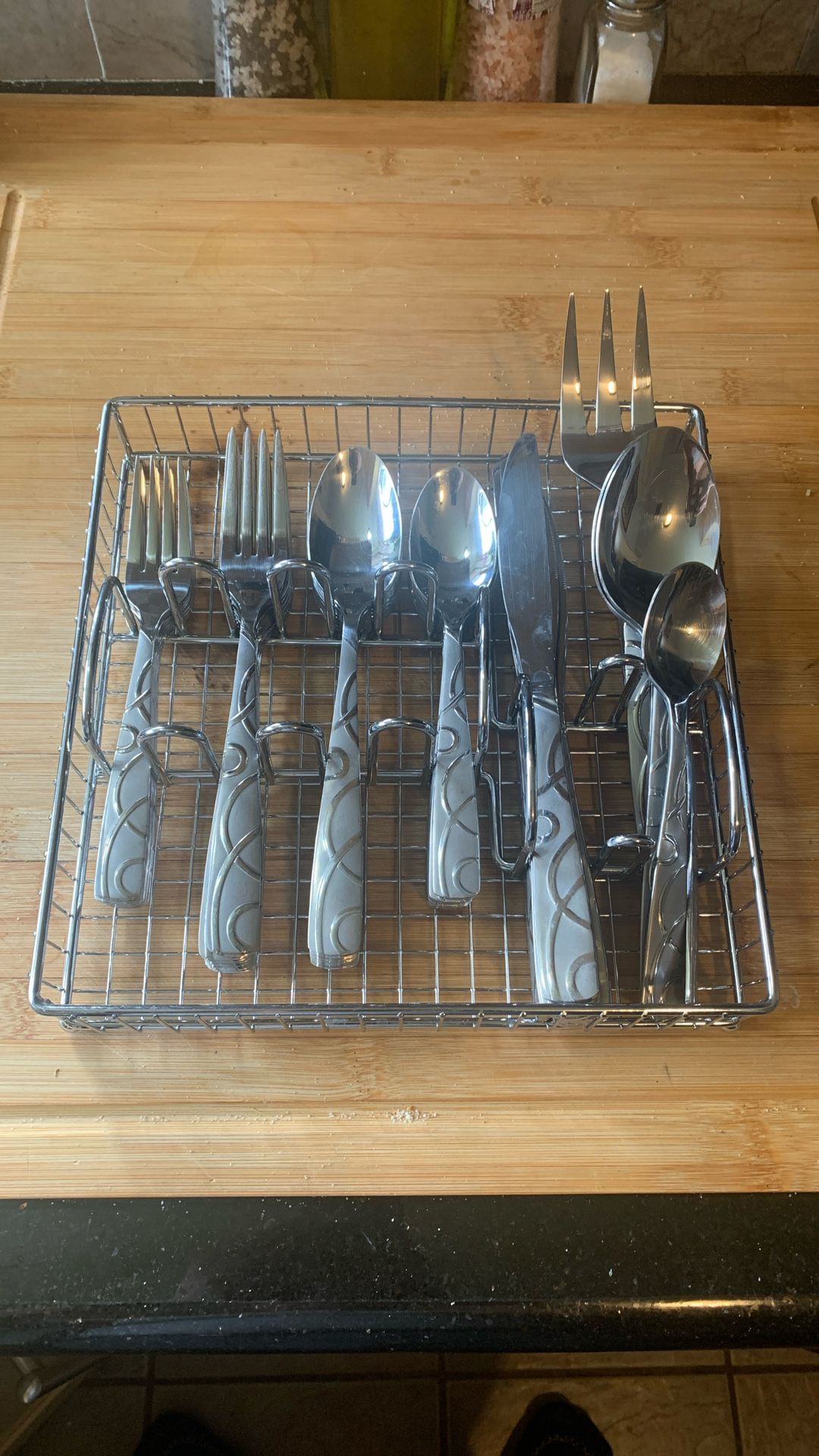 Forks and spoons