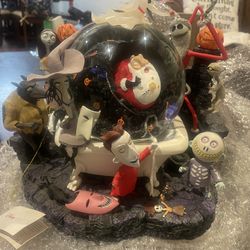 Disney Nightmare Before Christmas Snowglobe