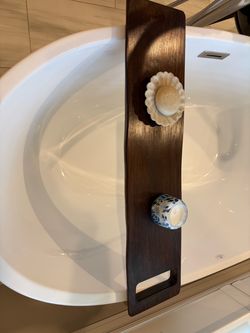 Bathtub tray