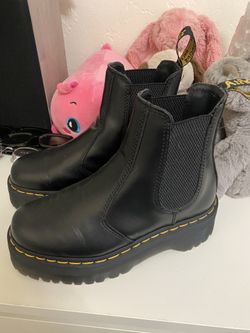 DOC MARTENS 2976 Quad Platform Black Womens Chelsea Boots