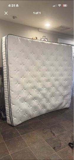 Brand new king mattress