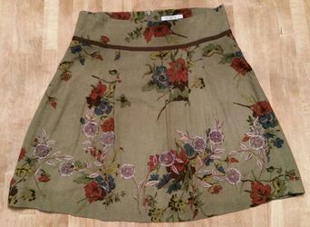 Cabi skirts