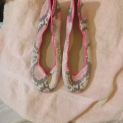 Juicy Couture Flats Sz9
