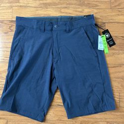 NWT Burnside versatile hybrid men’s shorts Size 32