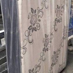 Deluxe Brand Queen Size Mattress Set 