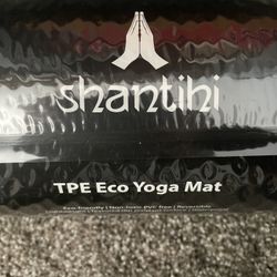 Shantihi Yoga Mat Black - Thick Eco Friendly Premium TPE Yoga Mat. Non Slip, Reversible, Durable Exercise Pilates Mat.