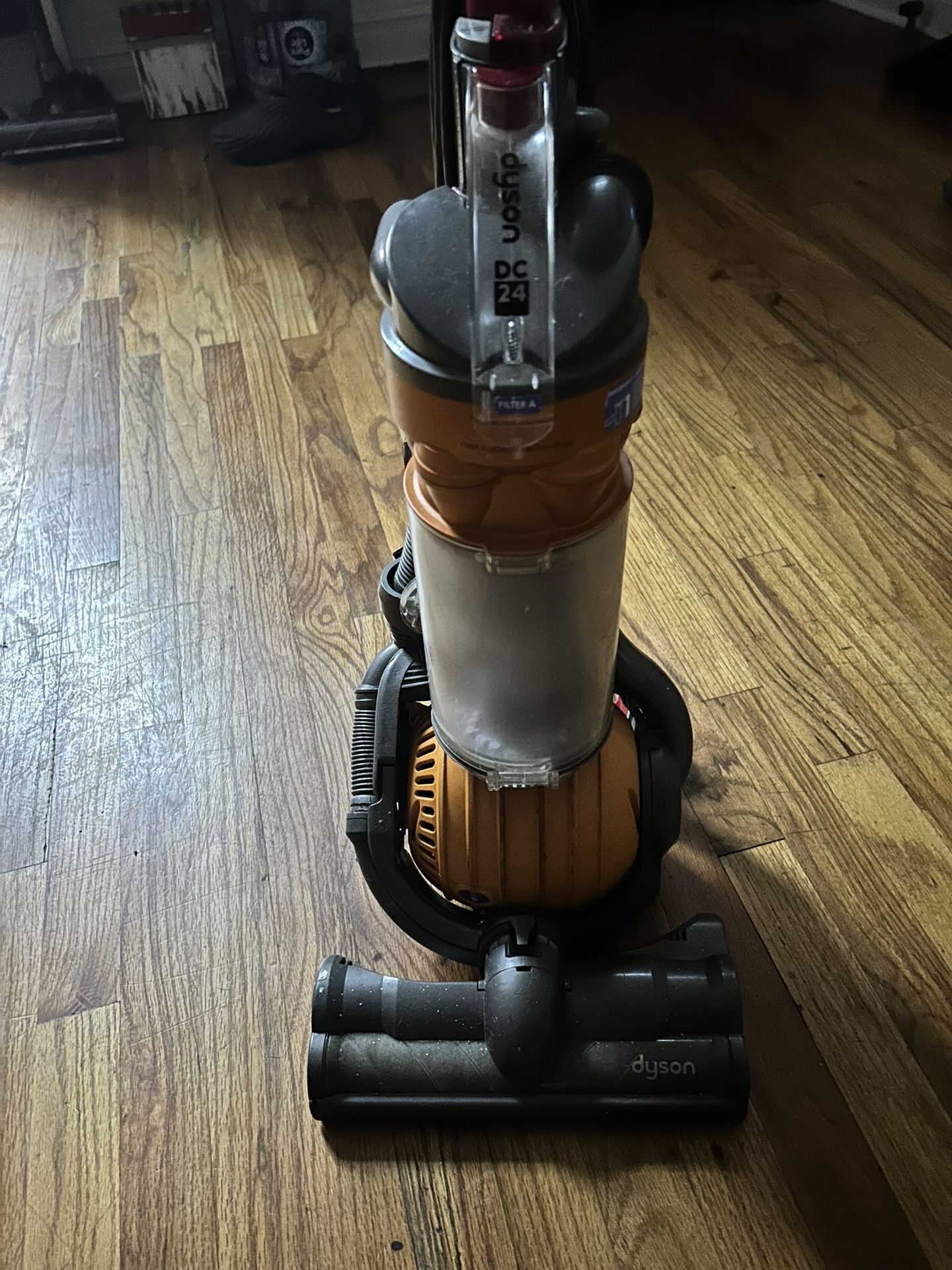 Dyson Vacuum 