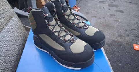 Korkers  interchangeable sole boots
