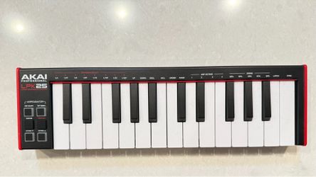 Akai mpk mini 25