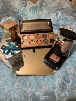 Golden Gatsby Pallet, Cheeky Rose Beauty, Hikari Blushand Envió Beauty Primer