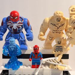 Ultimate Spider-Man Bundle Minifigures and Big Figs Lego Compatible