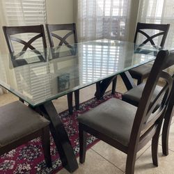 Breakfast/dining Table 