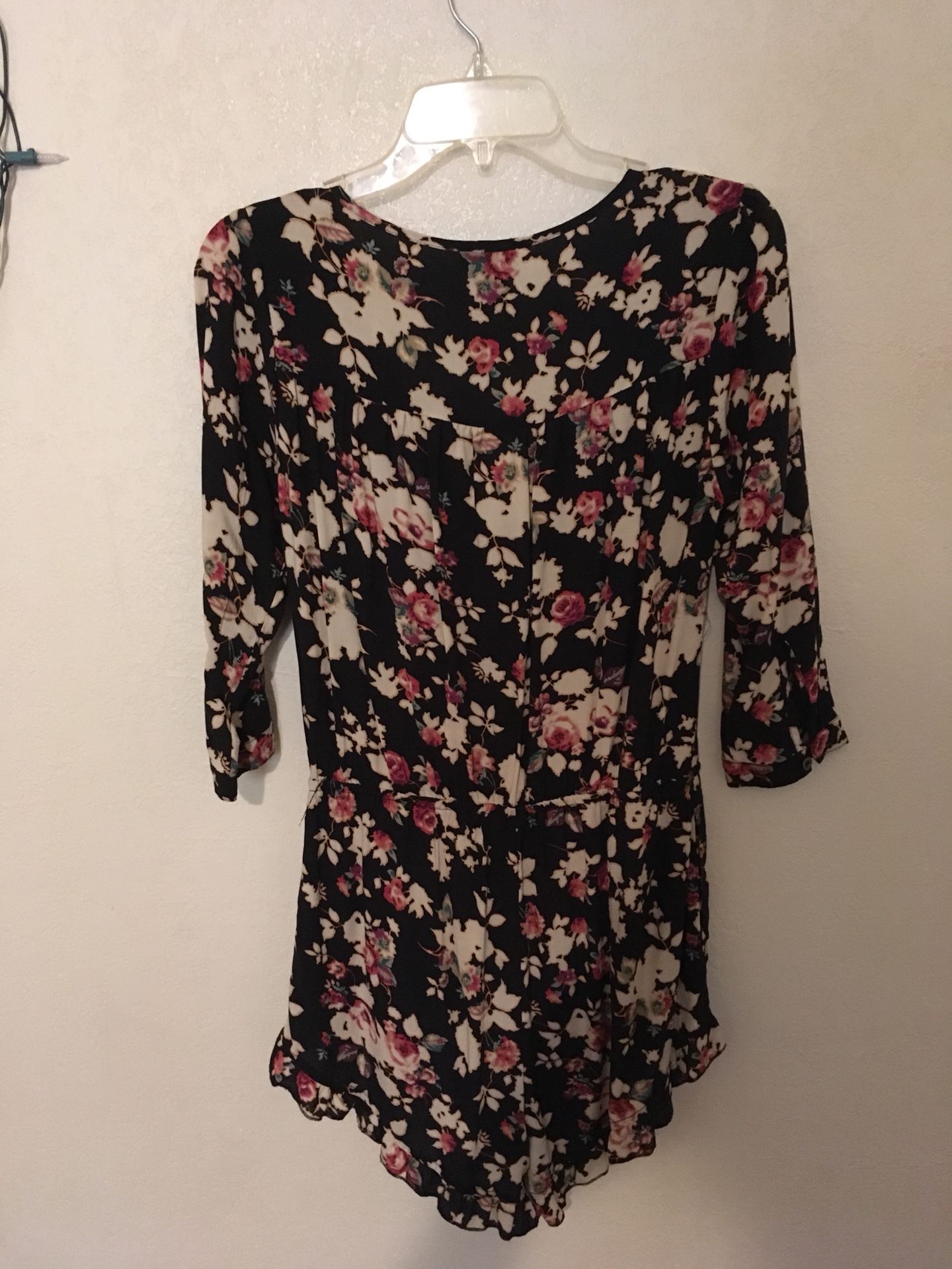 Wet seal romper