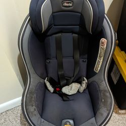 Chicco Convertible Car Seat