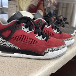 Jordan’s  size 5Y
