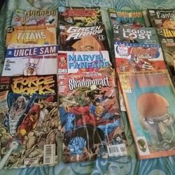 (27) Variety  Of Comic Books 