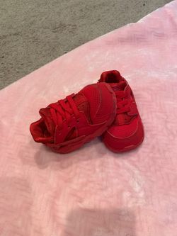 Red harrauches size 4c 25$