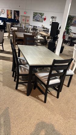 Dining table set
