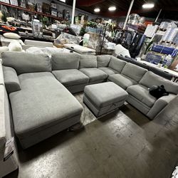 Thomasville Langdon Grey Fabric Sectional, Sofa, Couch