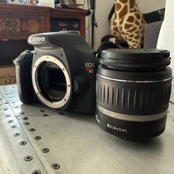 Canon EOS rebel T5 + lens + bag +battery included 