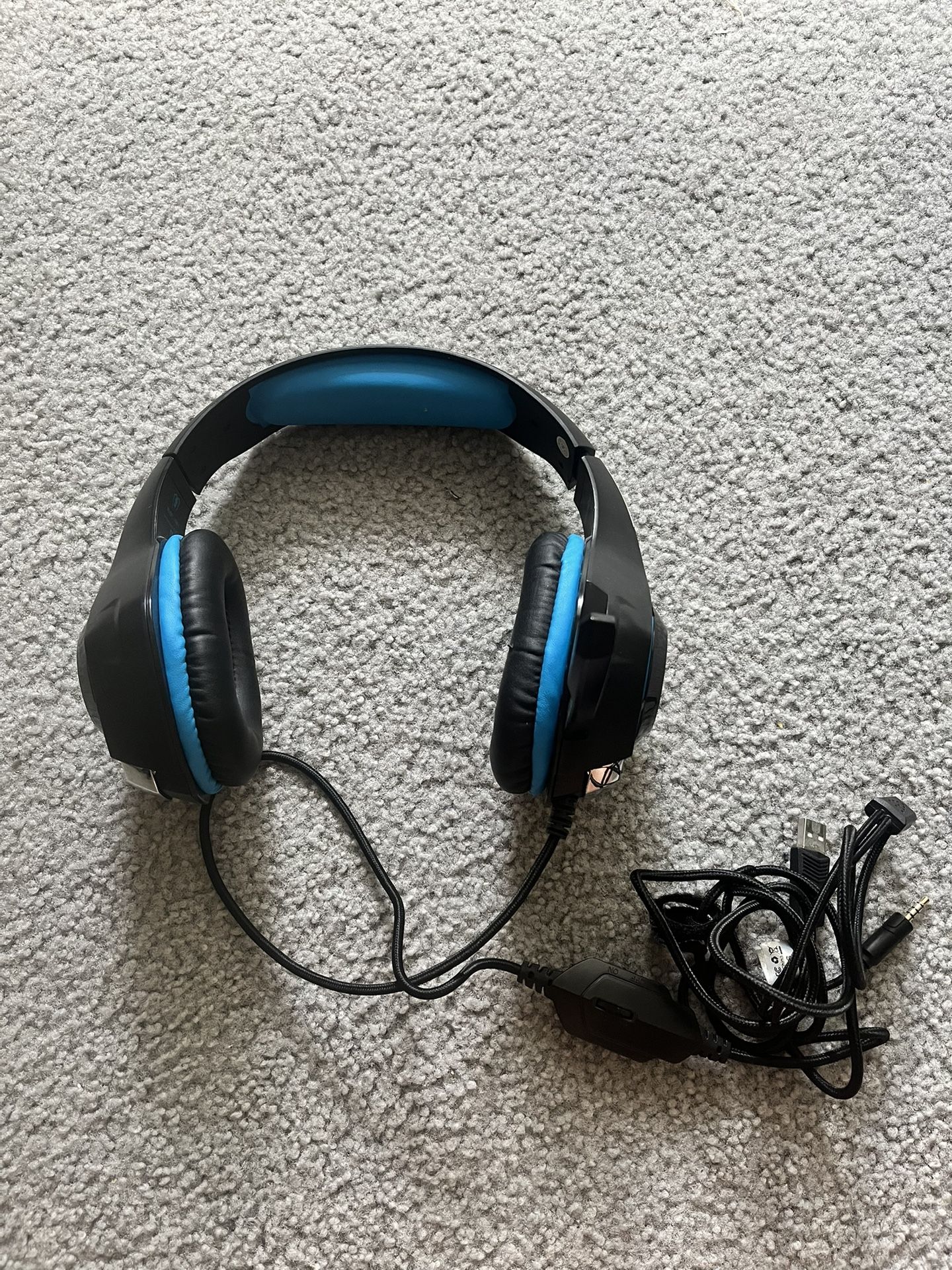 Wired Headphones