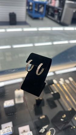 Aretes 10k