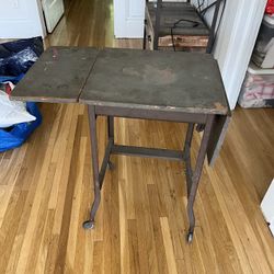 Work Table - Antique ! 