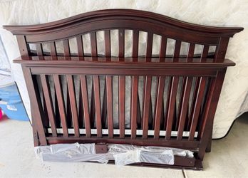 4-in-1 Convertible Crib + Mattress + Full Bed Conversion Kit