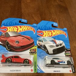 Hot Wheels 2020 BMW M3 Gt2 & Porsche 993 Gt2