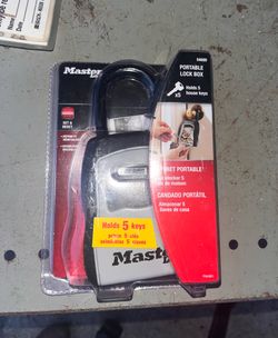 Portable Master  Lock Box /NEW