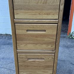 vintage wooden file cabinet 4 drawers tall chest W20”*D24”*H59”no key(address in description)