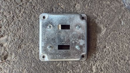 2 Toggle switch cover