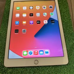 IPad 6th Generation (128gb) Rosegold WIFI‼️
