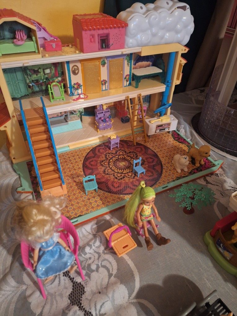 Toy Small Girls House And Barn, Plus Tree House. Clothes.