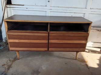 Dresser/TV stand