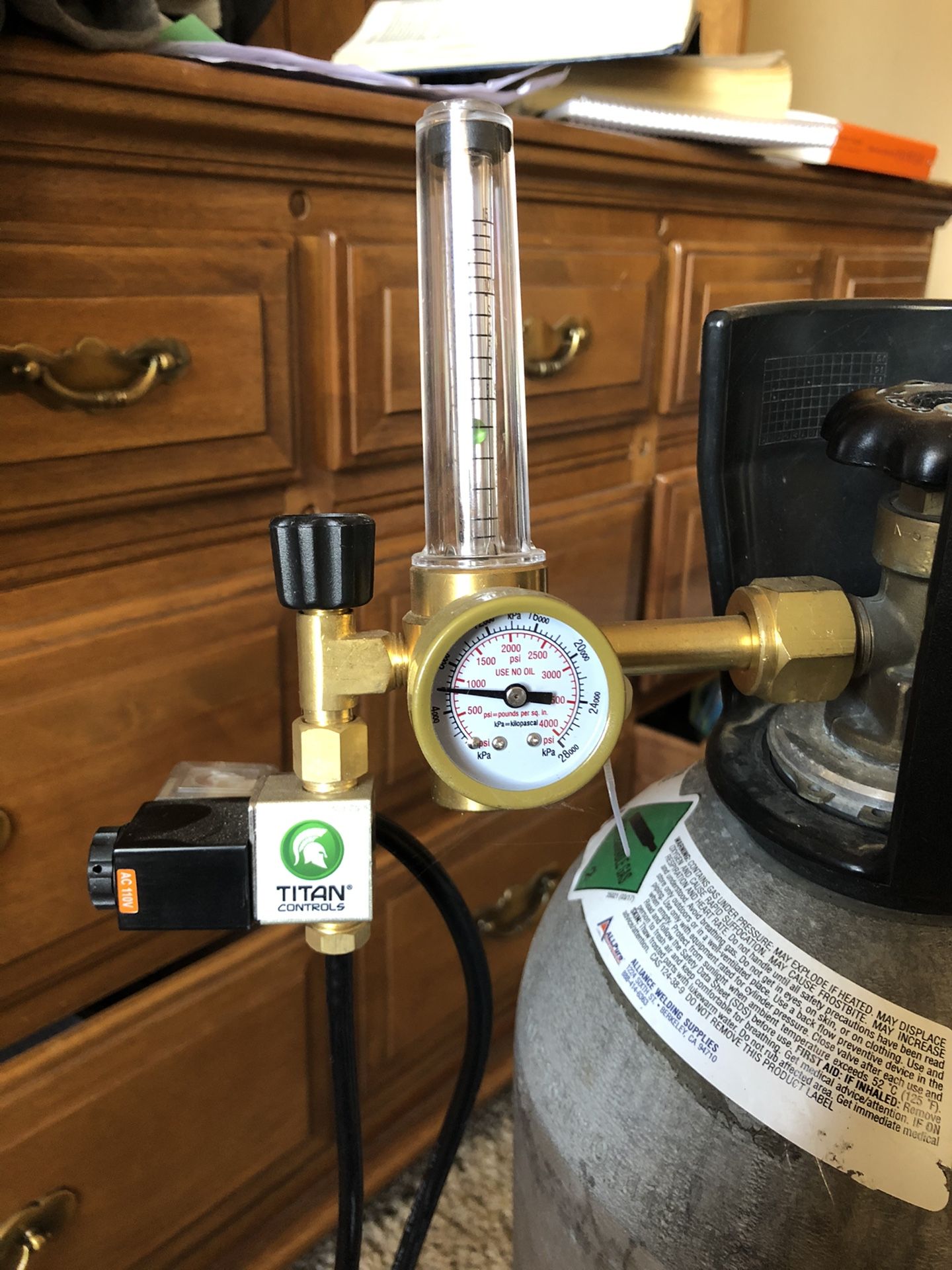 Titan Co2 Regulator