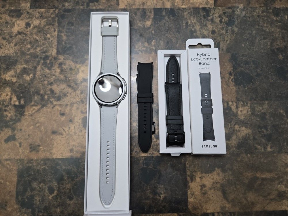 Samsung Galaxy Watch6 Classic Unlocked (Cellular/Bluetooth - 47 MM) - BUNDLE